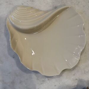Lenox Cream 🐚   coastal seashell porcelain Ceramic shell Dish